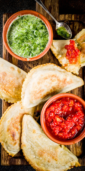 Empanadas et salsa de tomates